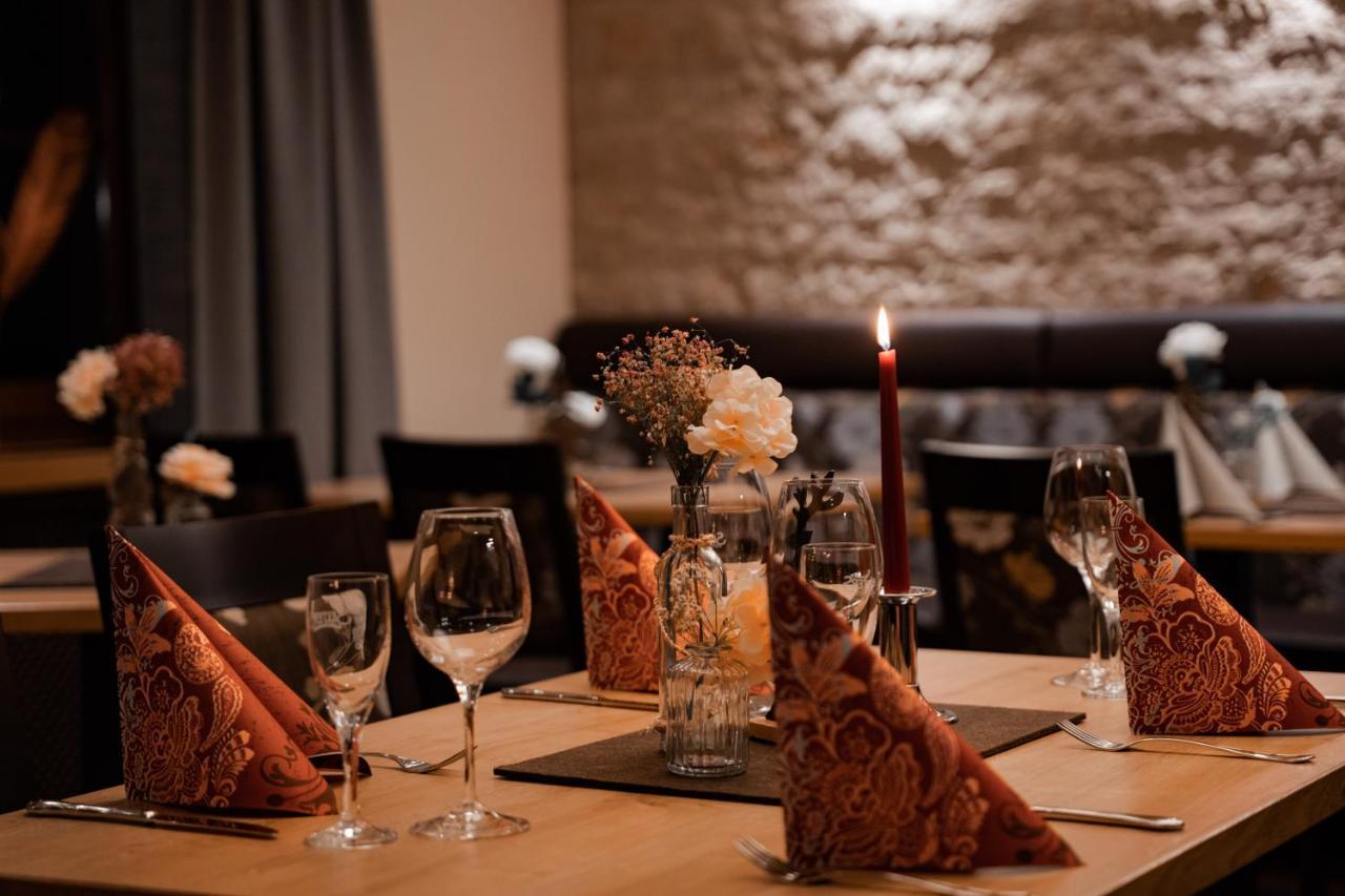 Hotel Gasthof Kaesser Ansbach Zewnętrze zdjęcie