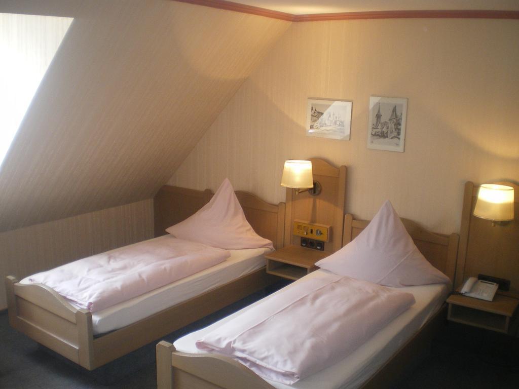 Hotel Gasthof Kaesser Ansbach Zewnętrze zdjęcie