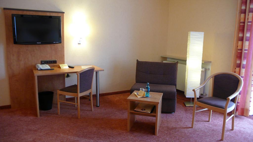 Hotel Gasthof Kaesser Ansbach Zewnętrze zdjęcie