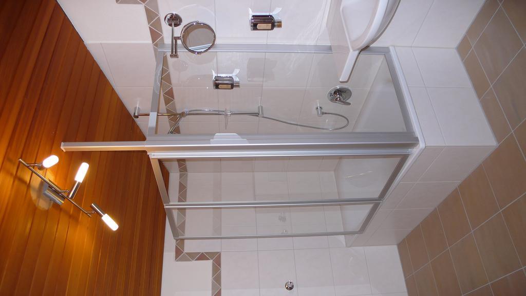 Hotel Gasthof Kaesser Ansbach Zewnętrze zdjęcie