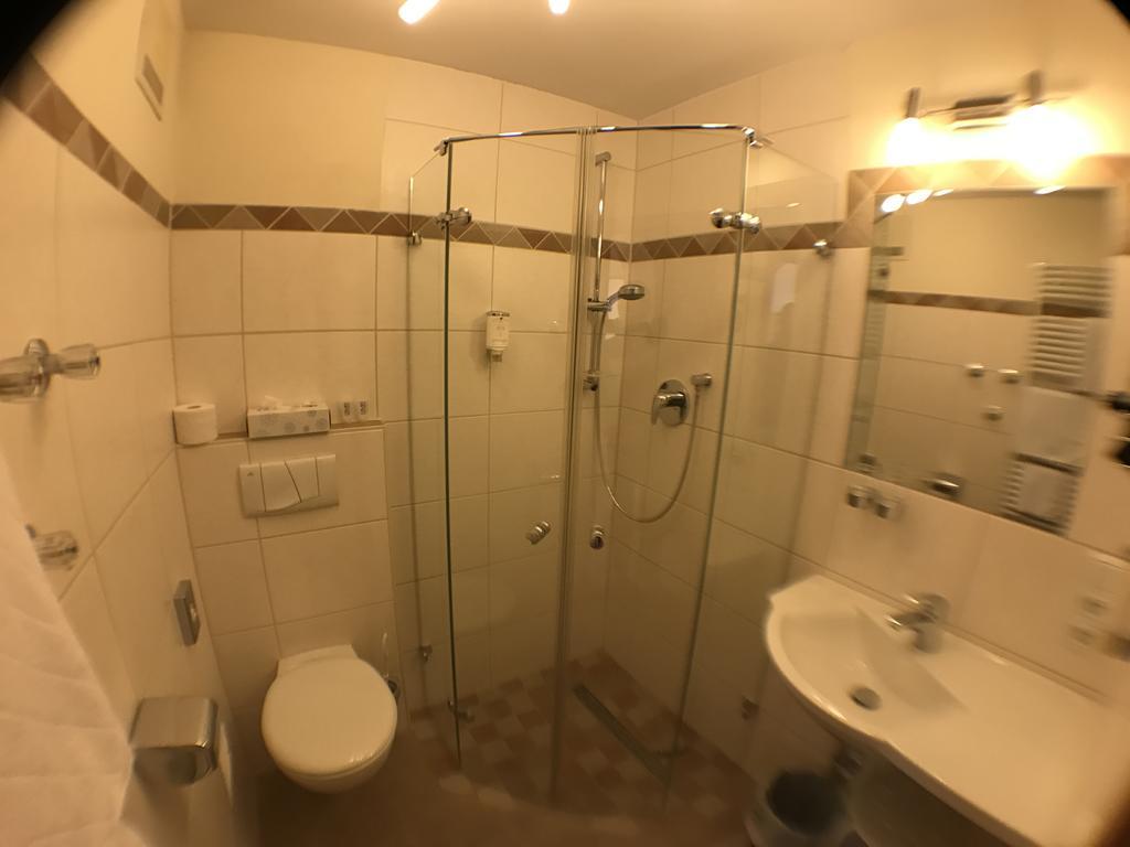 Hotel Gasthof Kaesser Ansbach Zewnętrze zdjęcie